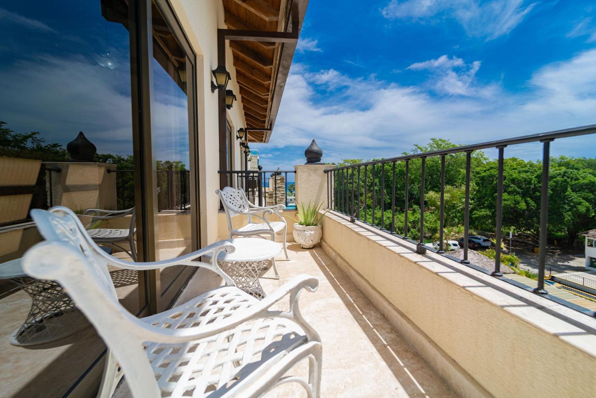 Suites At Grand Laguna Beach By Calisto Stays Sosúa 部屋 写真
